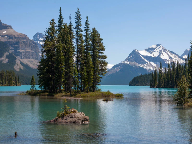 Canadian Rockies Peaks & Okanagan Grapes Road Trip | Jasper Maligne Lake