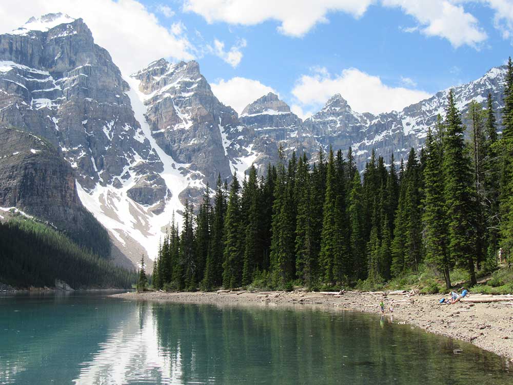 Dinosaurs, Lakes and Glaciers: Expert Approved Trip Ideas in Alberta, Canada 